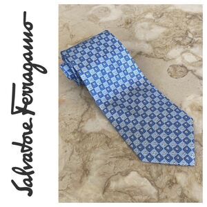 Salvatore Ferragamo 100% Silk Print Tie